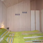 6 Personen Mit Privatem Bootsteg, Dikekter Seelage, Kanu, Whirlpool, Sauna Und Kaminofen In Otterndorf