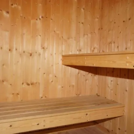 6 Personen Mit Privatem Bootsteg, Dikekter Seelage, Kanu, Whirlpool, Sauna Und Kaminofen In * Otterndorf