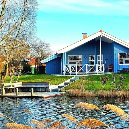 Ferienhaus 6 Personen Mit Privatem Bootsteg, Dikekter Seelage, Kanu, Whirlpool, Sauna Und Kaminofen In *
