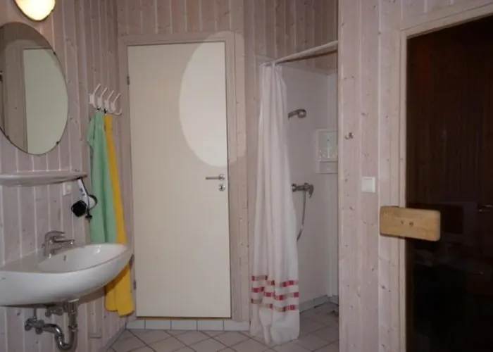 Nyaraló 6 Personen Mit Privatem Bootsteg, Dikekter Seelage, Kanu, Whirlpool, Sauna Und Kaminofen In Otterndorf
