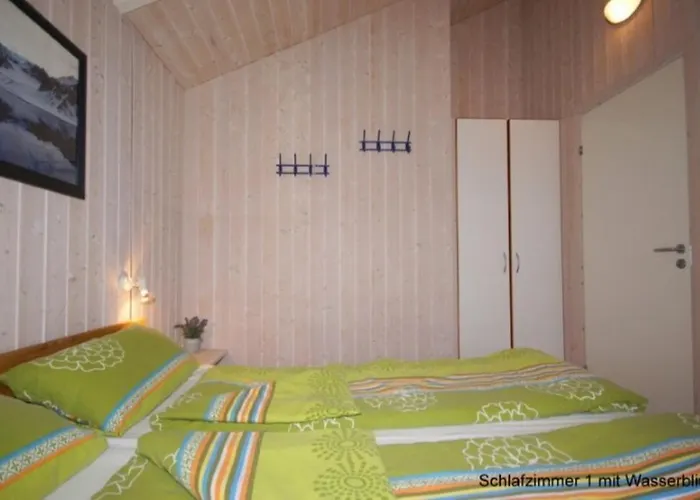 6 Personen Mit Privatem Bootsteg, Dikekter Seelage, Kanu, Whirlpool, Sauna Und Kaminofen In Otterndorf