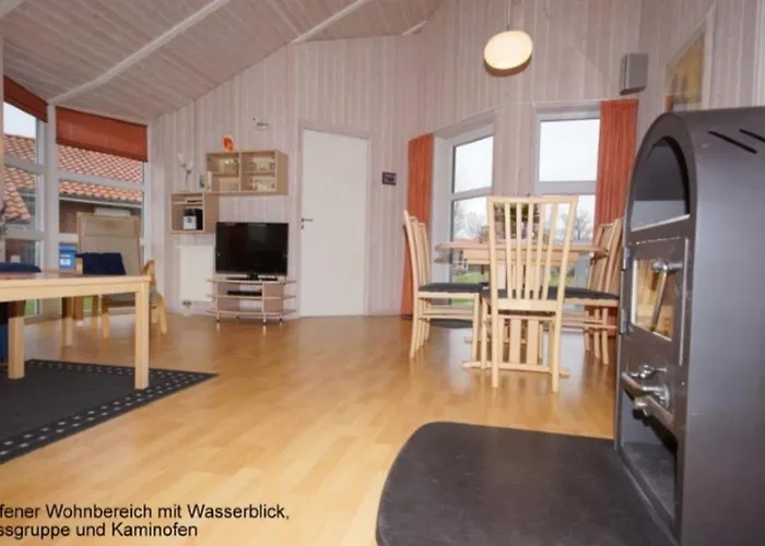 6 Personen Mit Privatem Bootsteg, Dikekter Seelage, Kanu, Whirlpool, Sauna Und Kaminofen In * Otterndorf